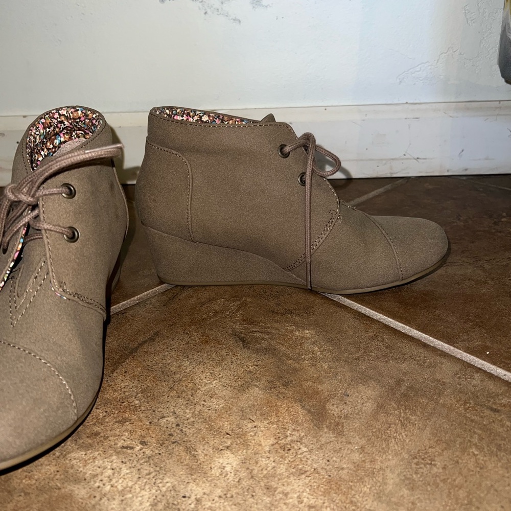 Jollypop wedge heels